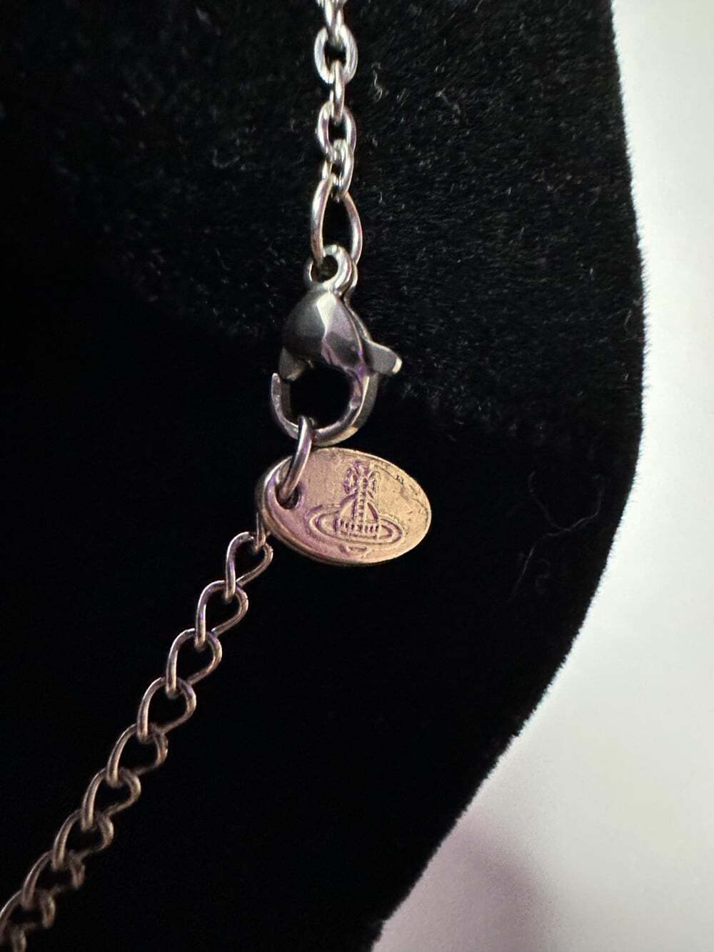Vivienne Westwood Silver Necklace Pendant Authentic W/ Original Packaging - Picture 5 of 6